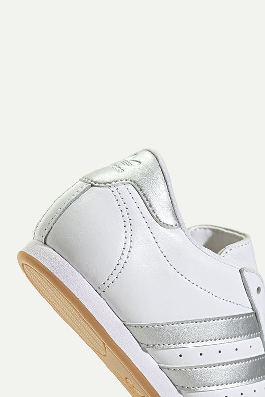 סניקרס TAEKWONDO בצבע לבן