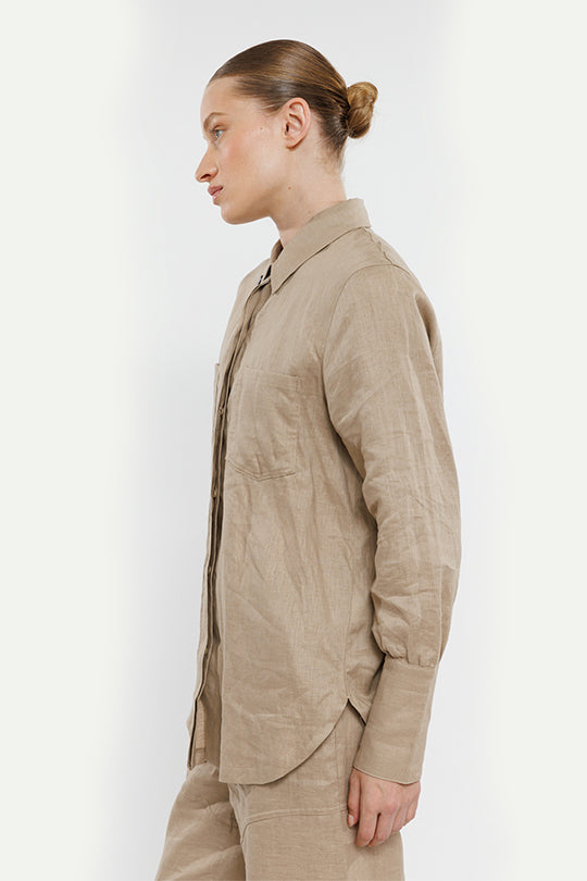 חולצת פשתן מכופתרת Big Cuff בצבע בז'