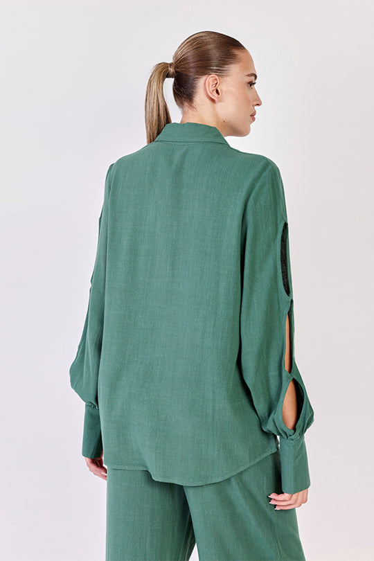 חולצת פשתן מכופתרת Cut Out Sleeves בצבע ירוק