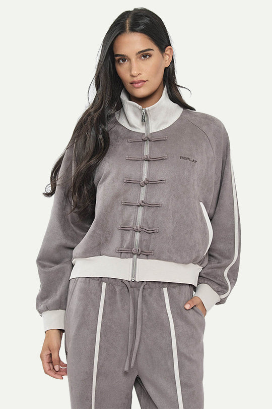 ג’קט במראה ספורטיבי בצבע אפור