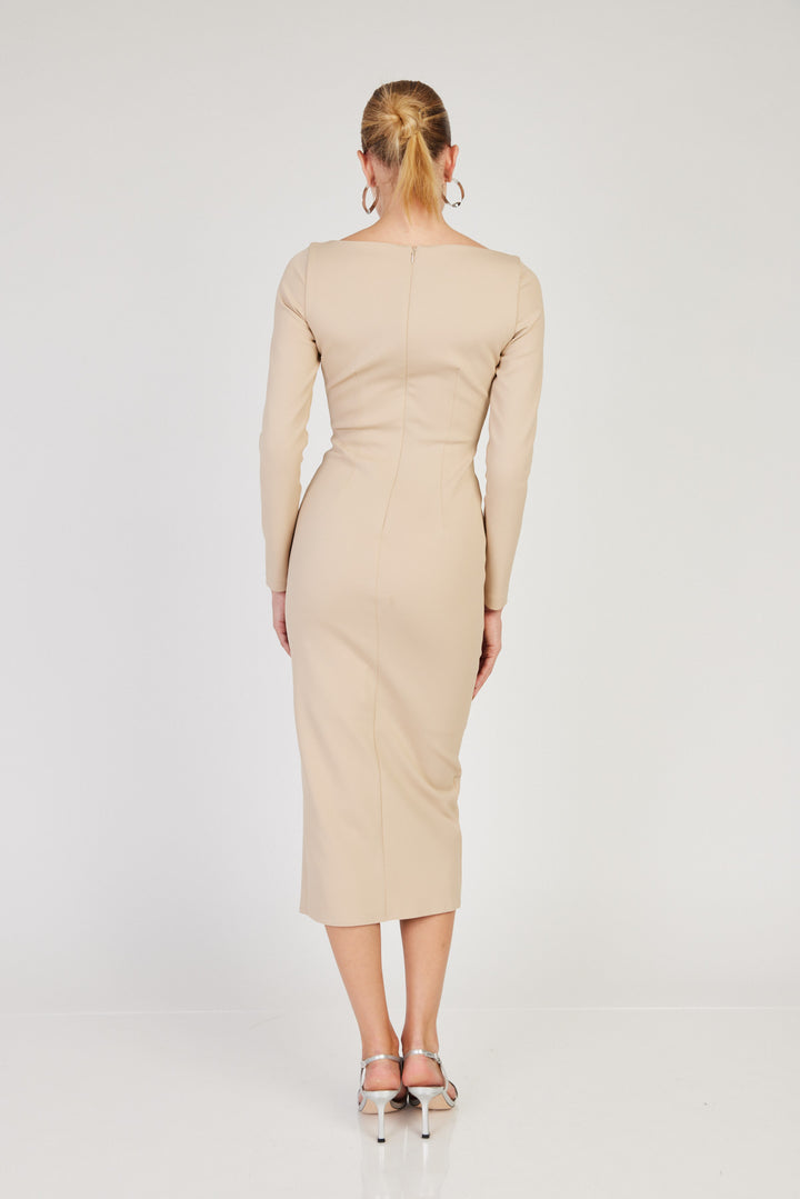 שמלת מידי אברי בצבע בז'