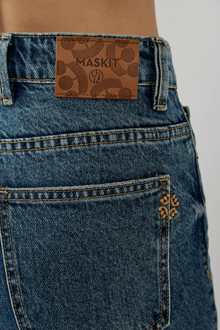 ג׳ינס רחב דגם ANNA בצבע כחול