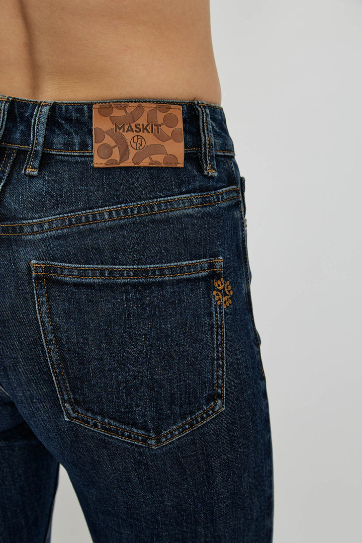 ג'ינס NINA בגזרה ישרה בצבע כחול