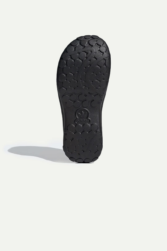 סניקרס פלטפורמה ADIFOM STAN בצבע שחור