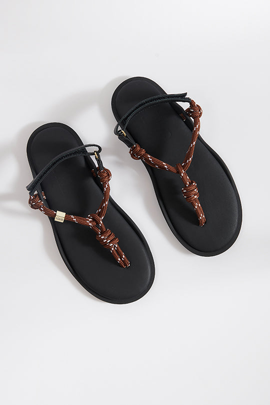 סנדלי Flowze Flo עם רצועה בצבע חום