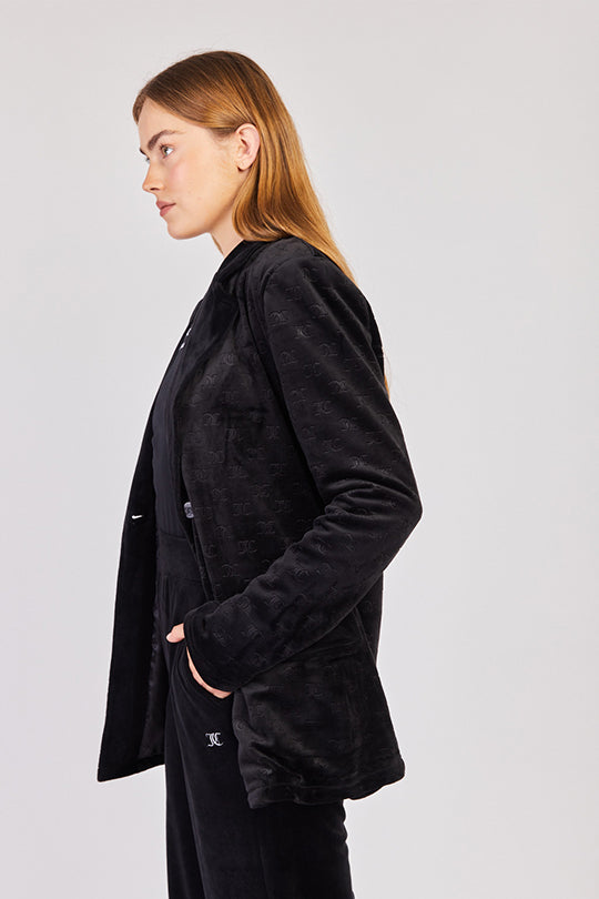 ג'קט מחוייט Velvet בצבע שחור