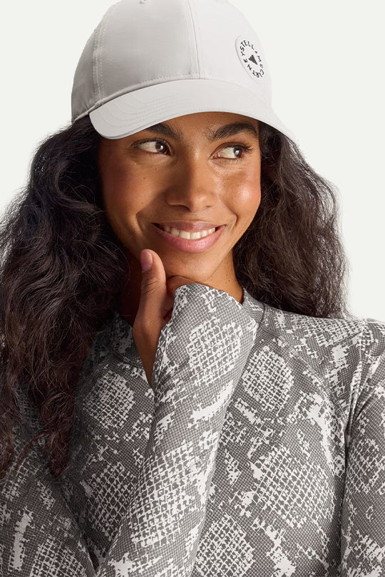 חולצת קרופ עם הדפס בצבע אפור