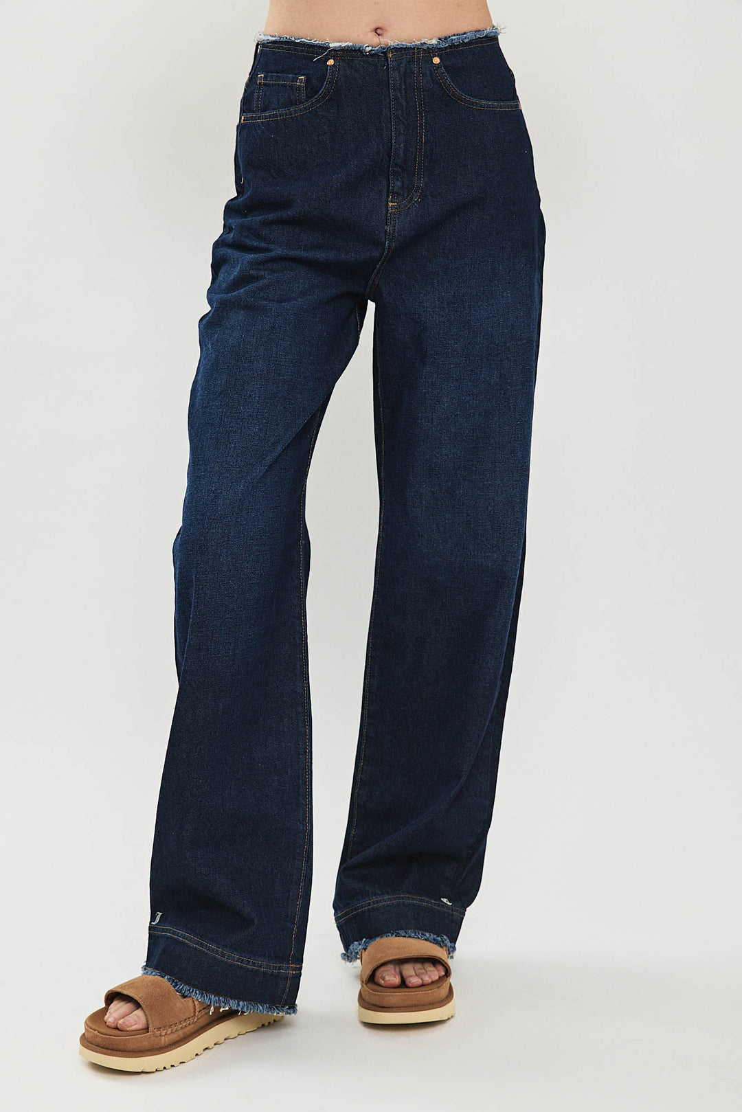 ג'ינס Mid Wide Leg בצבע כחול כהה