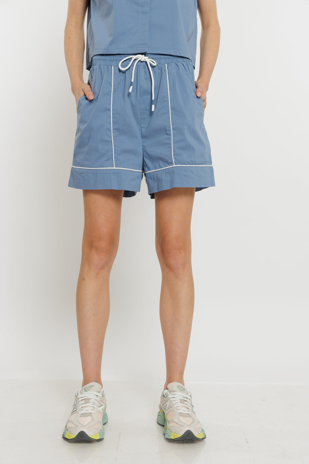 מכנסיים קצרים Serina בצבע כחול