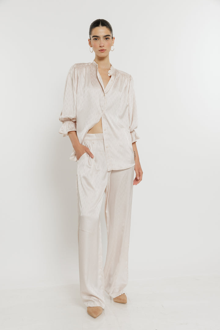 מכנסיים רחבים Ada בצבע שמנת