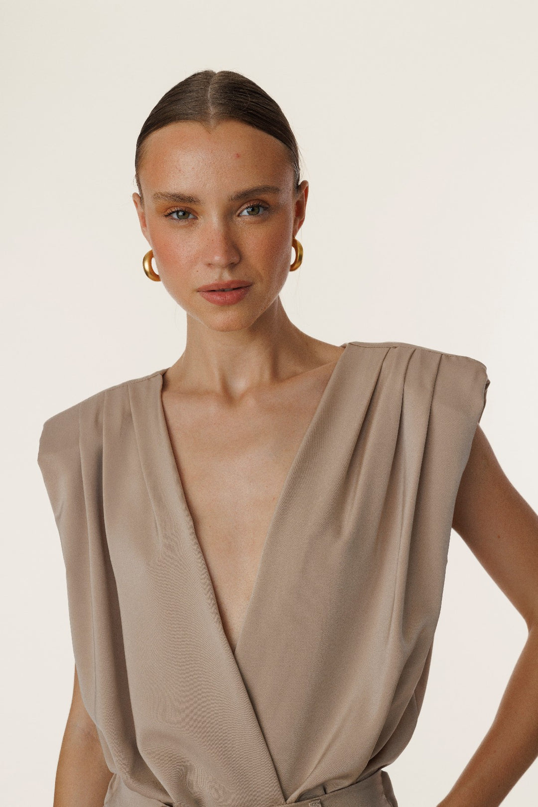 גופיית מעטפת Holland בצבע בז'