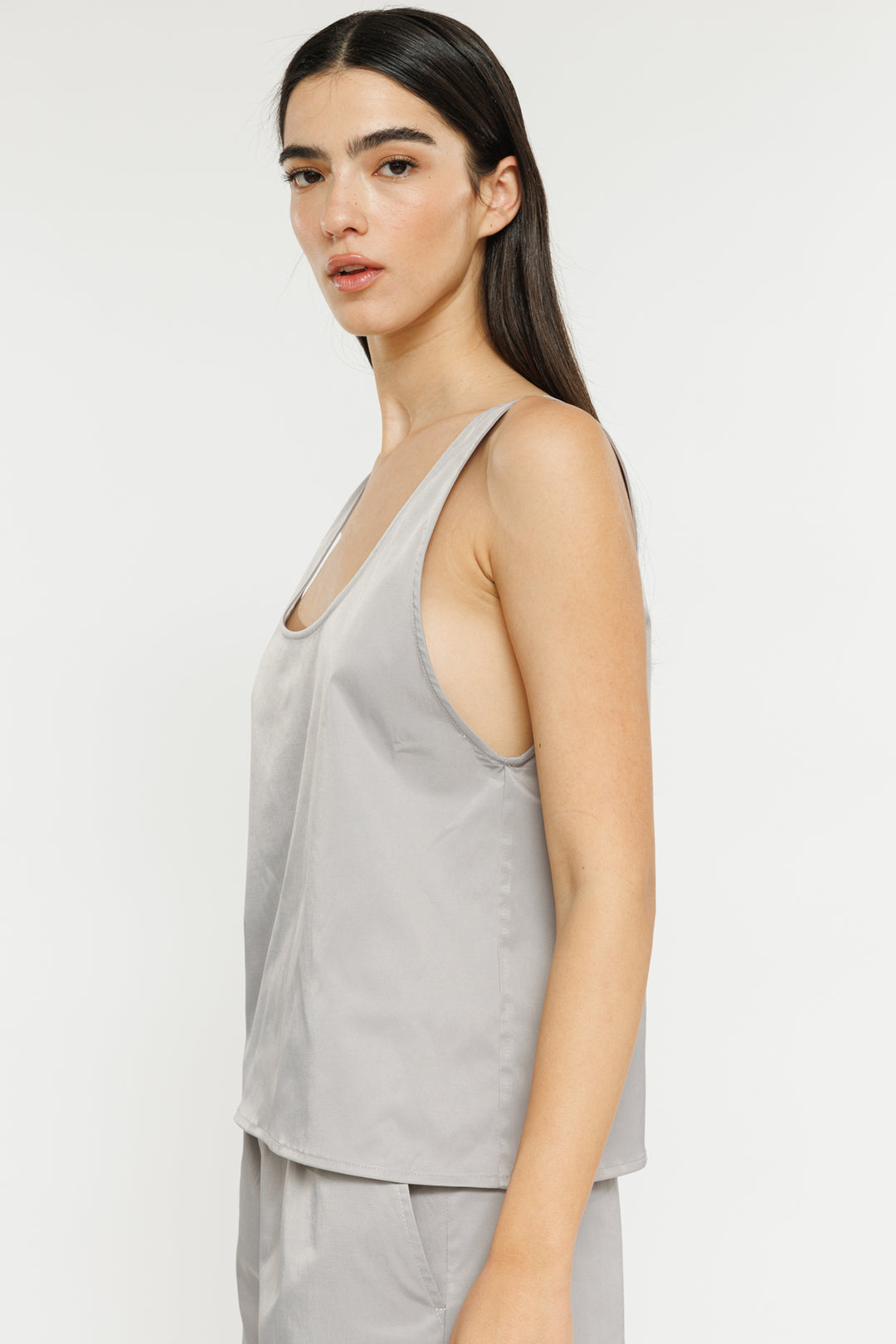 גופיית ניילון Kamil בצבע אפור