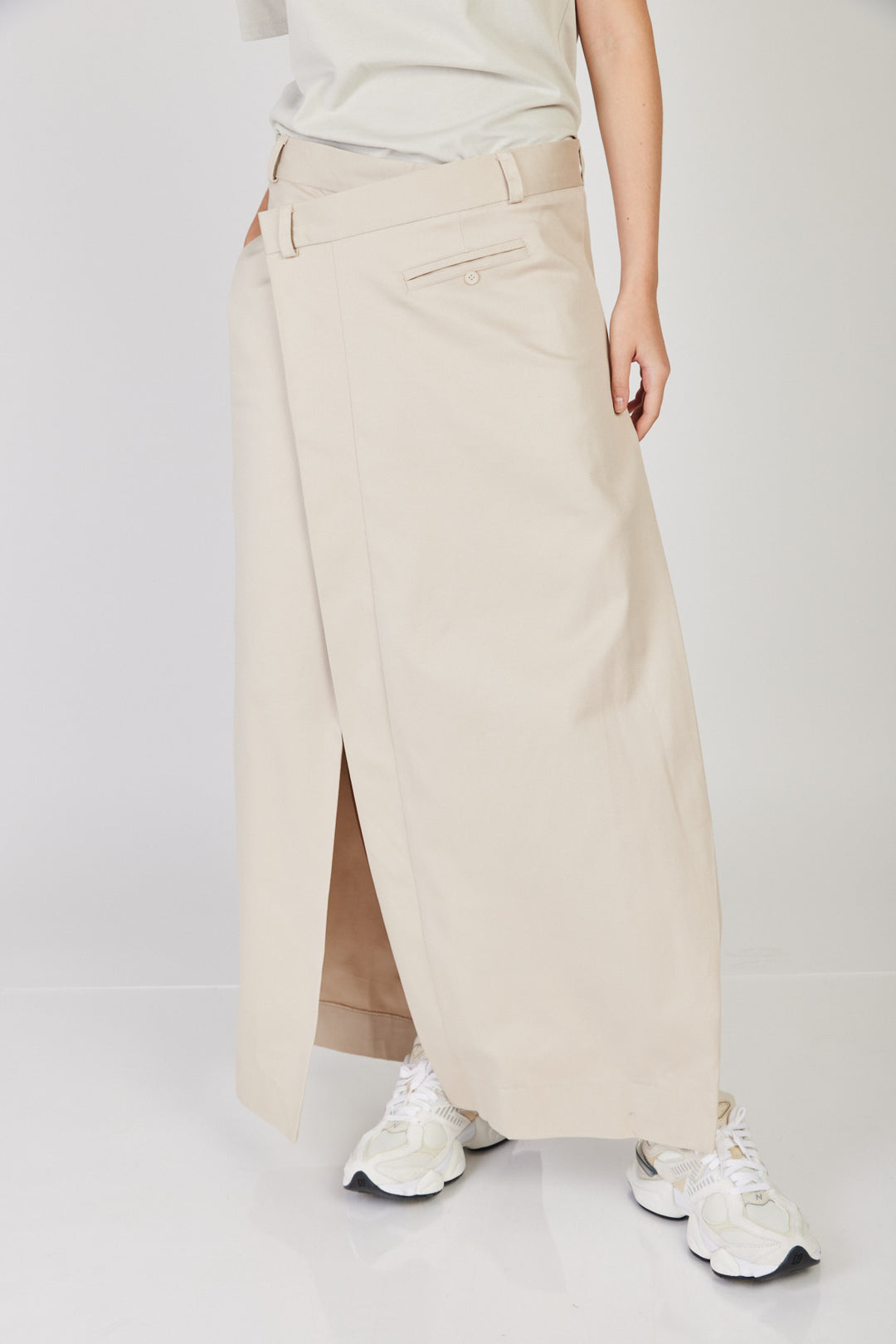 חצאית מקסי Lucila מחוייטת בצבע אבן