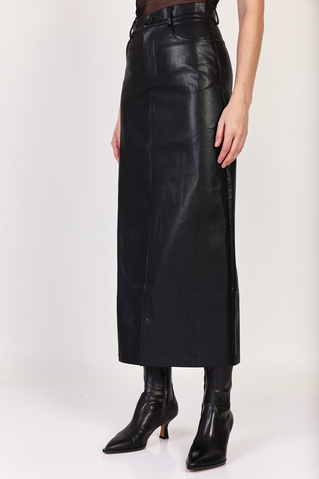 חצאית דמוי עור Camille בצבע שחור