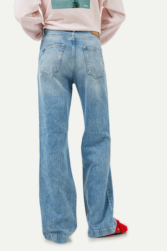 ג'ינס רחב בגזרה גבוהה בצבע כחול