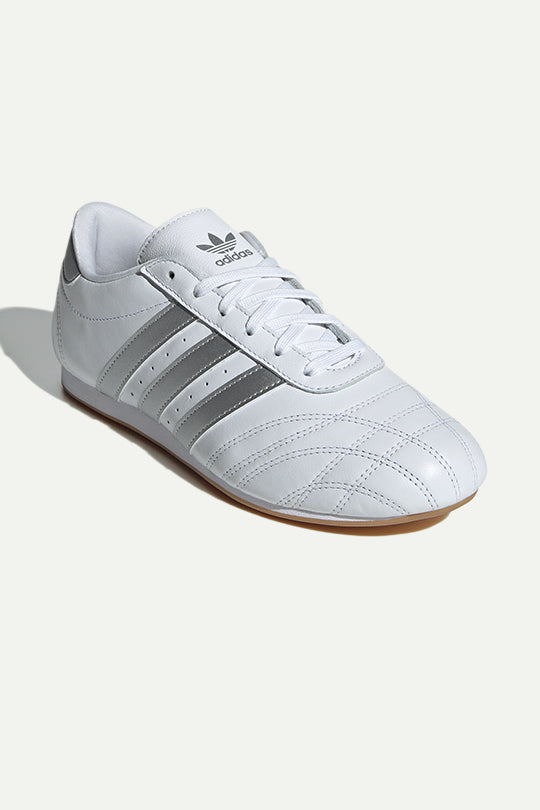 סניקרס TAEKWONDO בצבע לבן