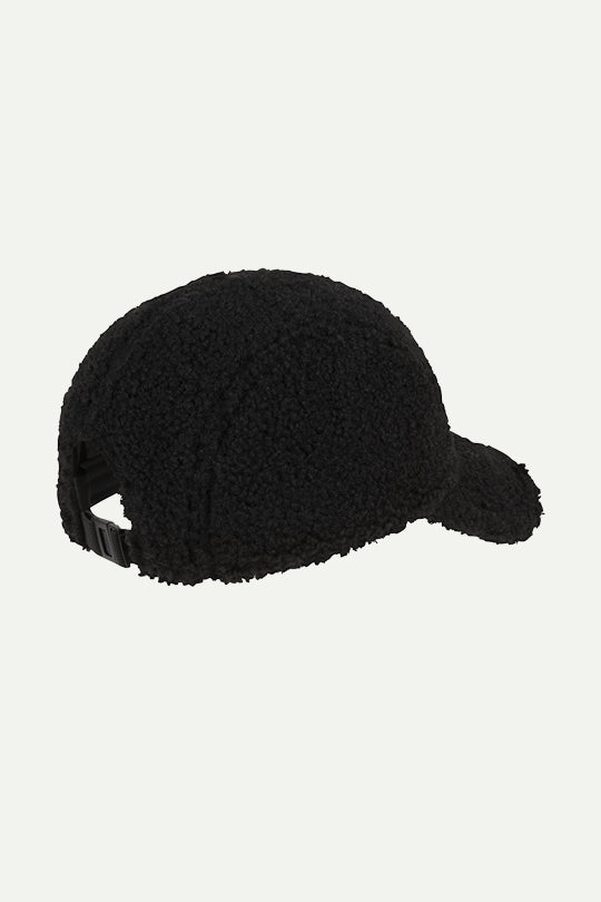 כובע מצחיה פליז בצבע שחור