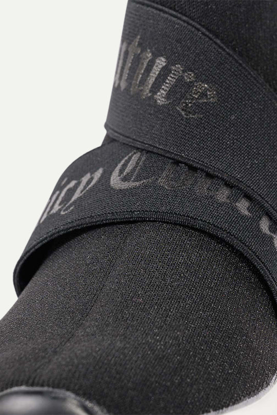 נעלי סניקרס גבוהות בצבע שחור