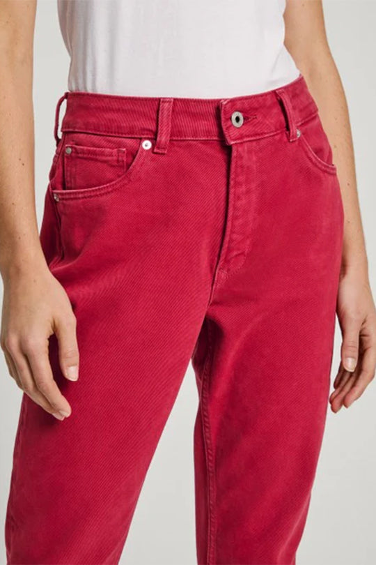 ג'ינס TAPERED בגזרה ישרה בצבע אדום