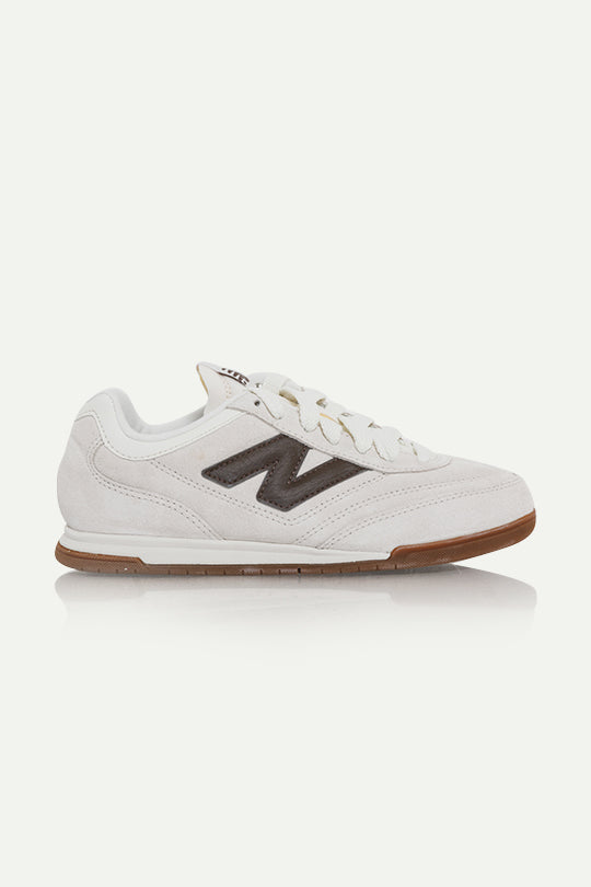 נעלי סניקרס URC42ASM בצבע לבן