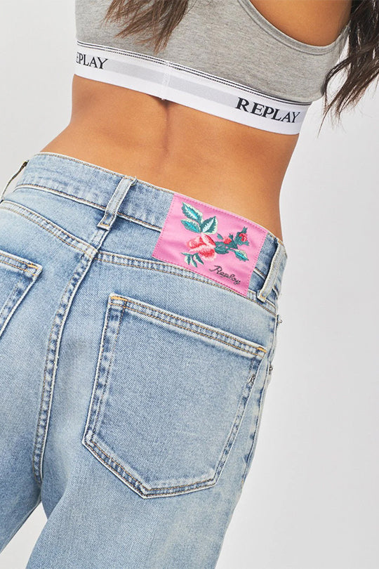 ג'ינס Jaylie בגזרה רחבה נשים