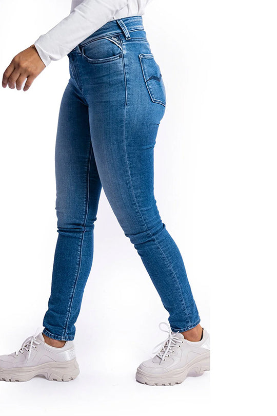 ג'ינס סקיני נשים