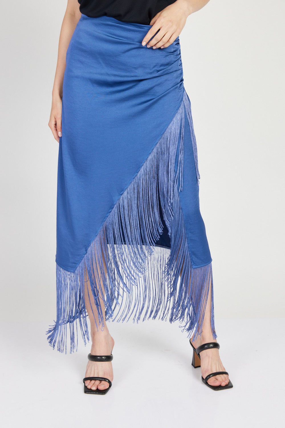חצאית פראו פרנזים בצבע כחול - House Of Jaffa X Razili