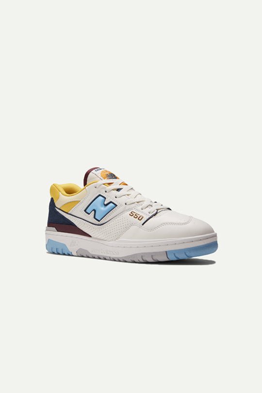 נעלי סניקרס 550 בצבע תכלת\צהוב - New Balance