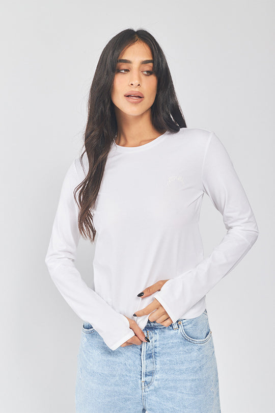 טי שירט ארוכה עם לוגו בגב נשים