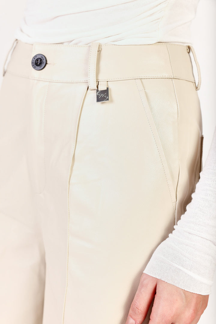 מכנסיים דמוי עור Wide Leg בצבע אבן