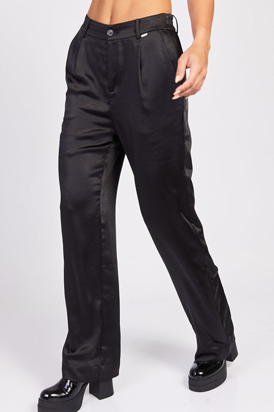 מכנסי Eleganto מבד סאטן בצבע שחור