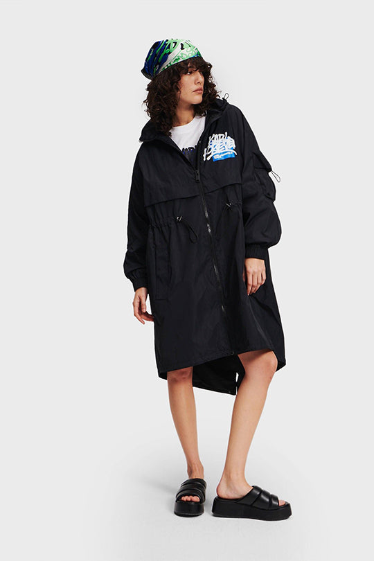מעיל רוח Graffiti Summer Parka בצבע שחור