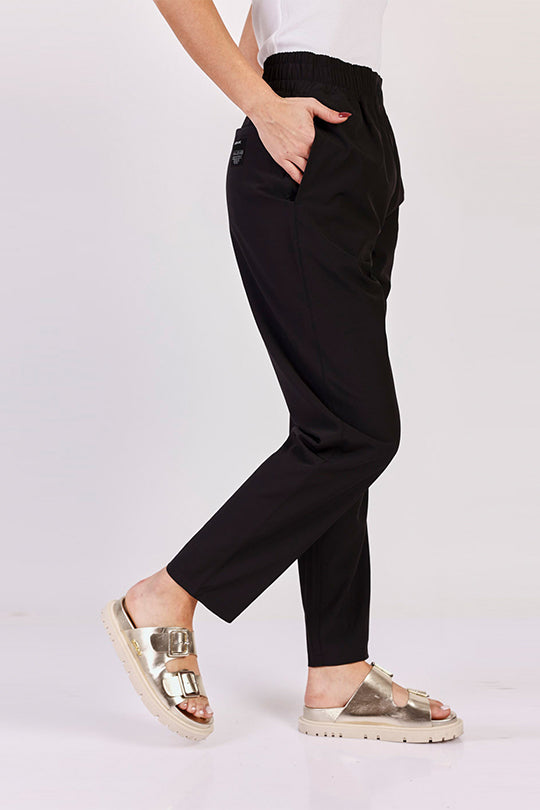 מכנסיים ארוכים Wyou בצבע שחור