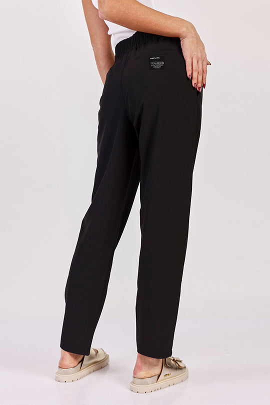 מכנסיים ארוכים Wyou בצבע שחור