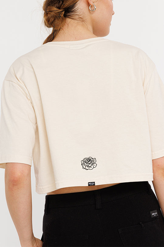 חולצת קרופ 24275843 בצבע קרם