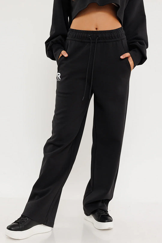 מכנסי טרנינג  בצבע שחור