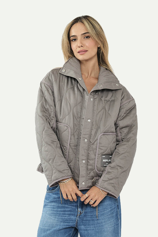 מעיל קווילט בצבע אפור