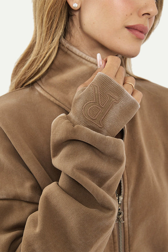 סווטשירט עם רוכסן בצבע חום