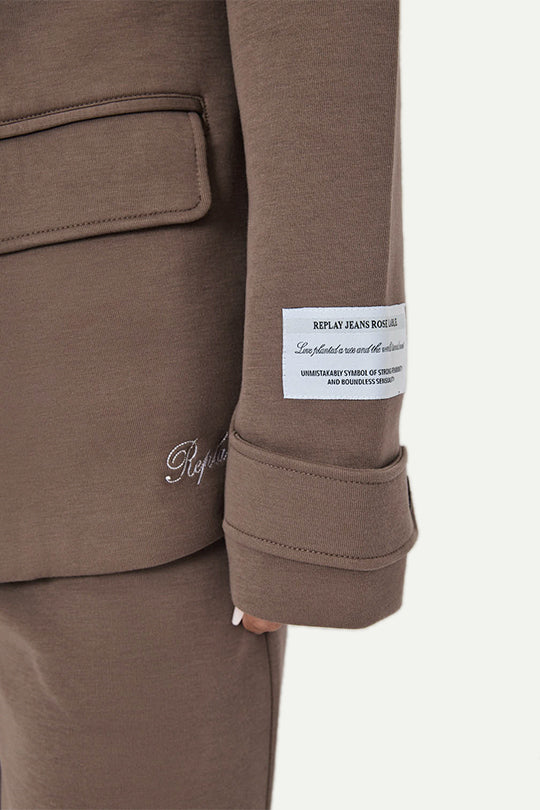 בלייזר W INTERLOCK JKT בצבע חום