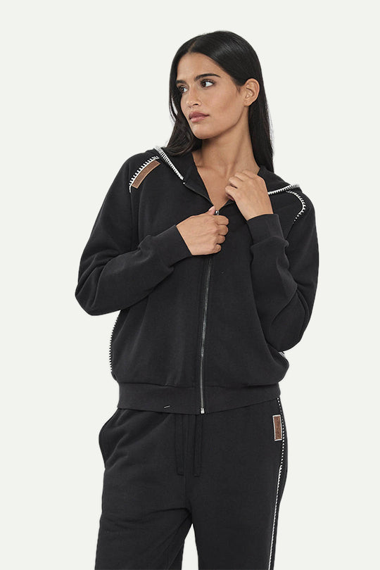 קפוצ’ון רוכסן W CVC בצבע שחור