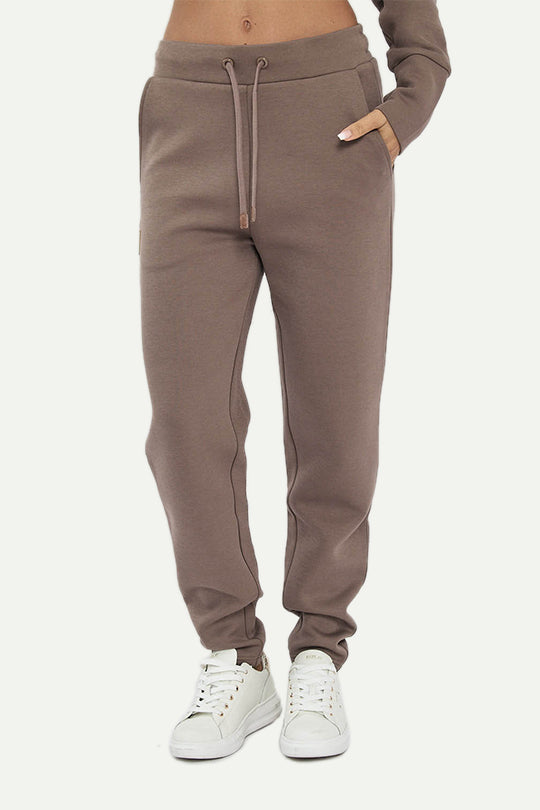 מכנסי טרנינג ארוכים W INTERLOCK בצבע חום