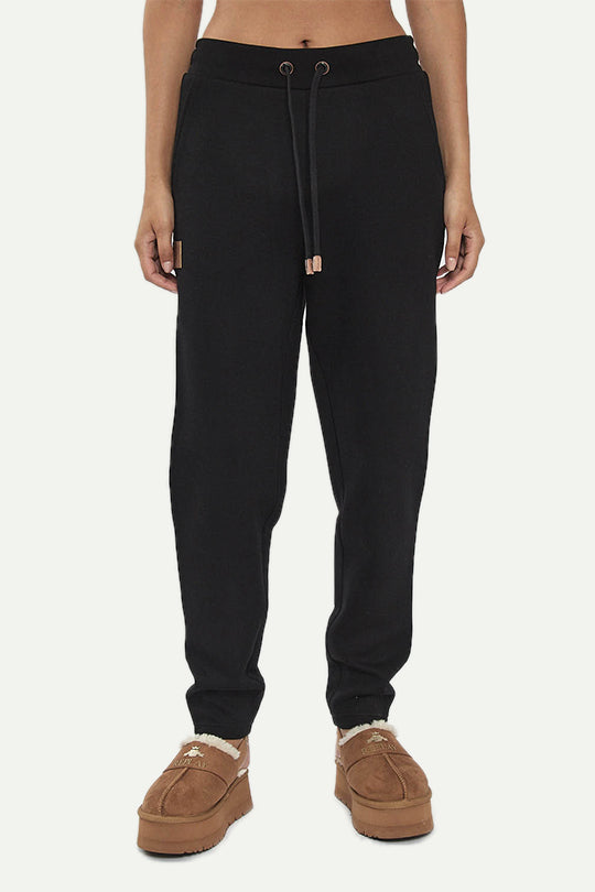 מכנסי טרנינג ארוכים W INTERLOCK בצבע שחור