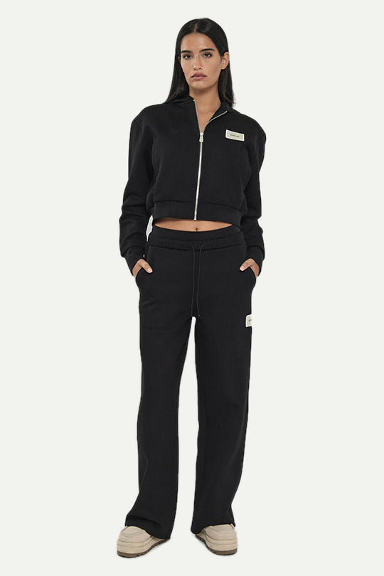 קפוצ’ון W INTERLOCK בצבע שחור