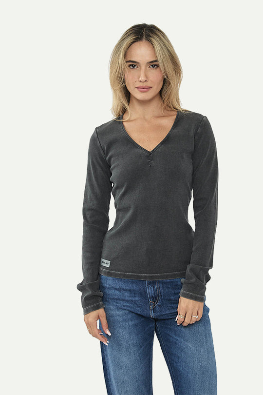 חולצה ארוכה מבד ריב בצבע שחור