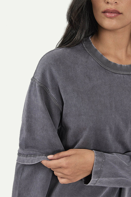 חולצה ארוכה בגזרת אוברסייז בצבע אפור