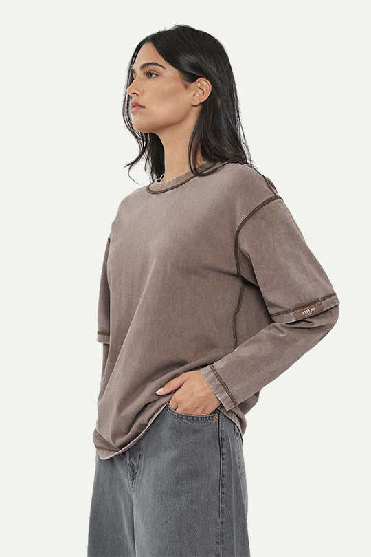 חולצה ארוכה בגזרת אוברסייז בצבע חום