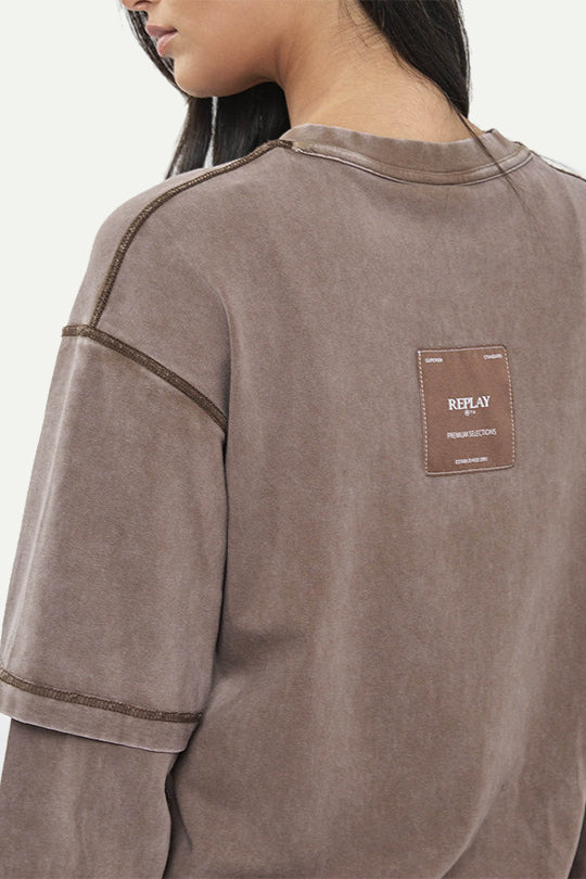 חולצה ארוכה בגזרת אוברסייז בצבע חום