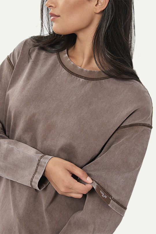 חולצה ארוכה בגזרת אוברסייז בצבע חום