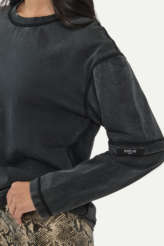 חולצה ארוכה בגזרת אוברסייז בצבע שחור