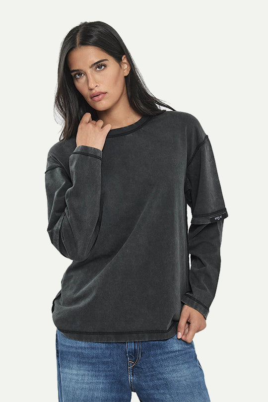 חולצה ארוכה בגזרת אוברסייז בצבע שחור